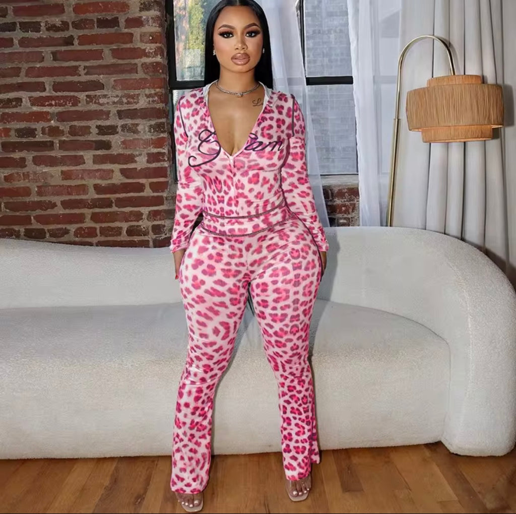 Leopard Print Long Sleeve 2 Piece Set THAT GIRL MUST-HAVE (You still that girl tho you know;))